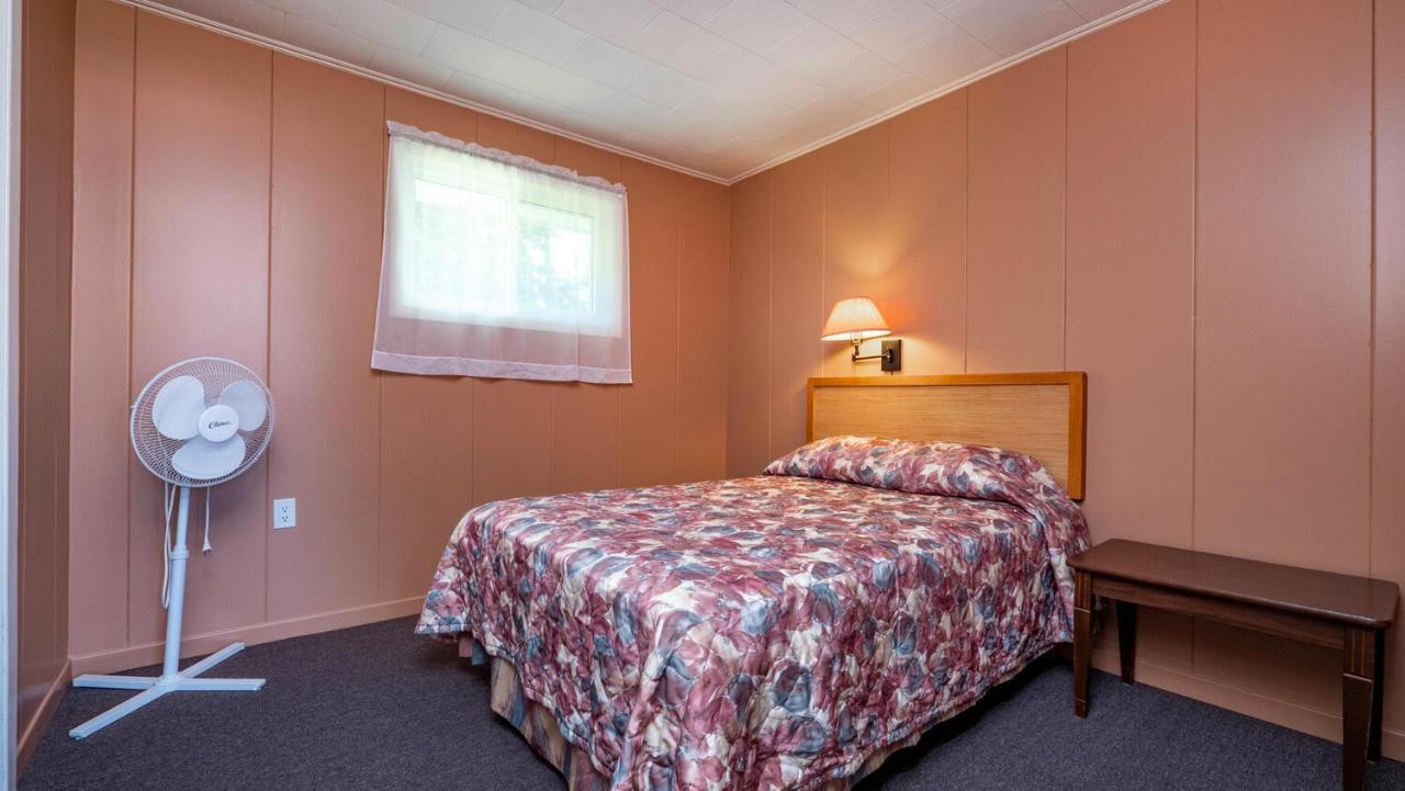 Bel Air Cottages And Motel Sauble Beach Extérieur photo