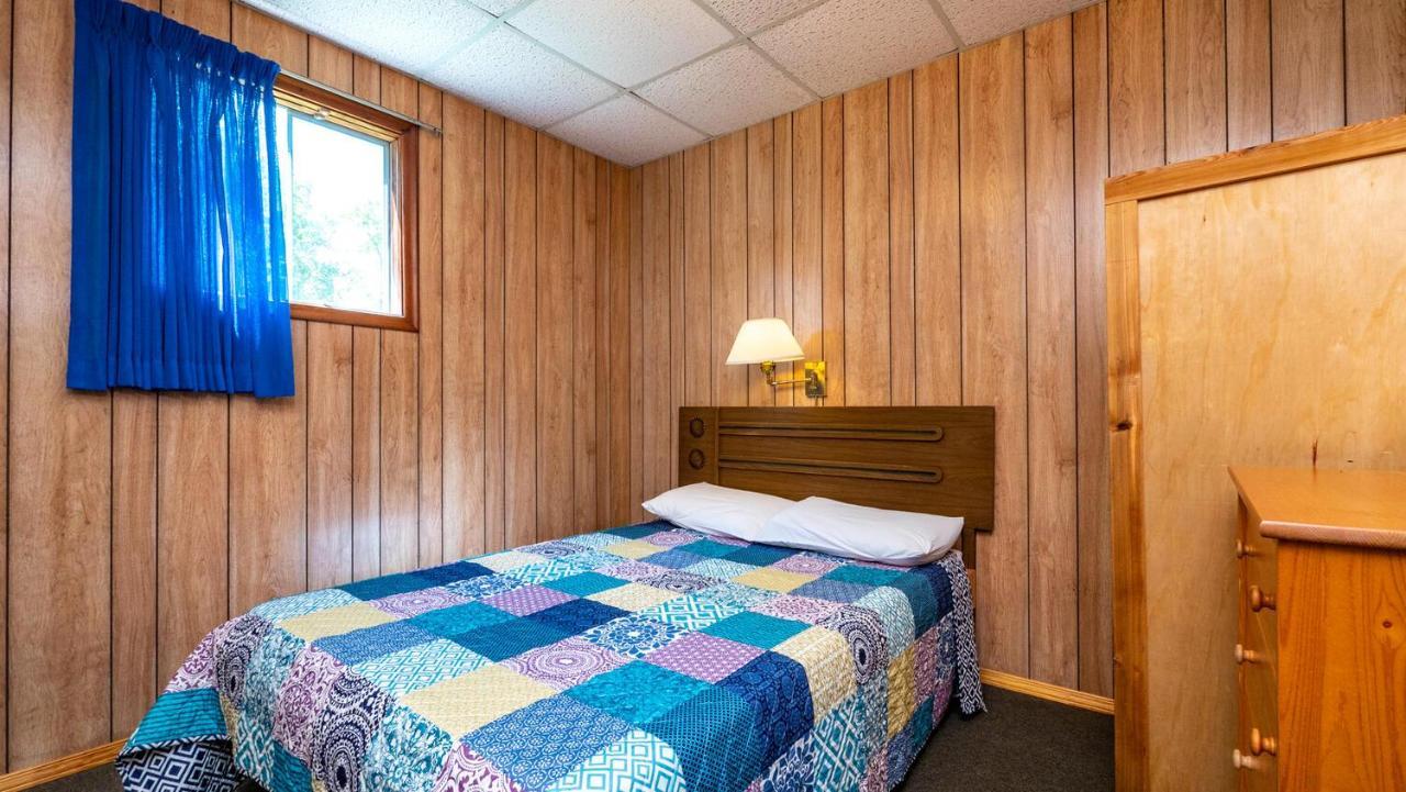 Bel Air Cottages And Motel Sauble Beach Extérieur photo